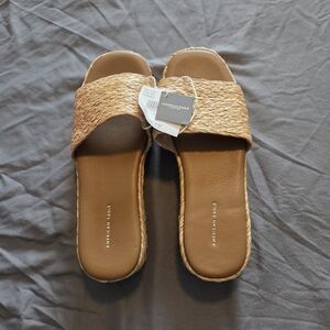 American Eagle Outfitters Tan Slide Sandals